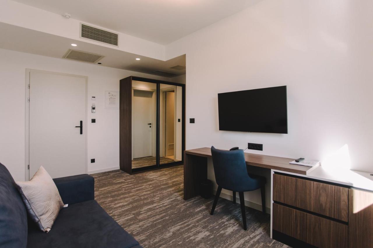 ספליט Hotel Batuda מראה חיצוני תמונה