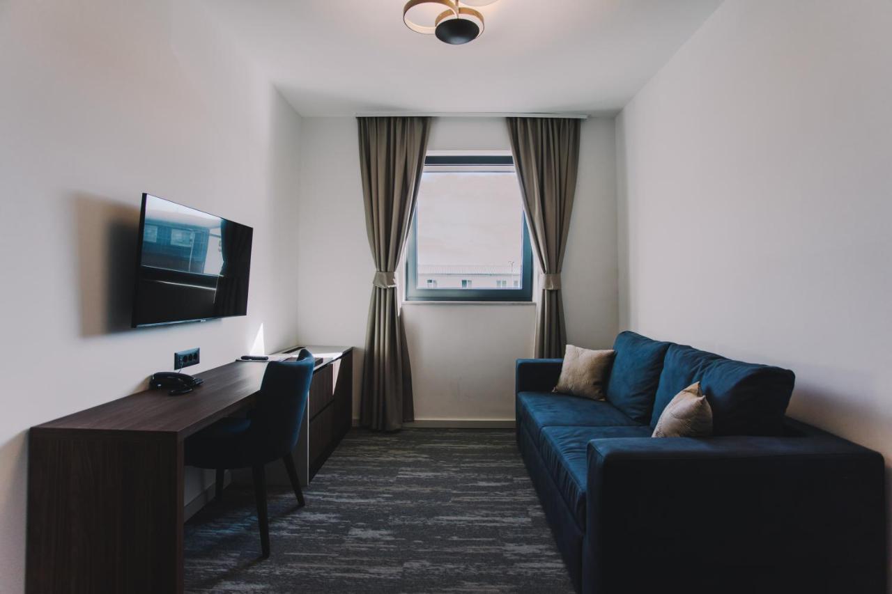 ספליט Hotel Batuda מראה חיצוני תמונה
