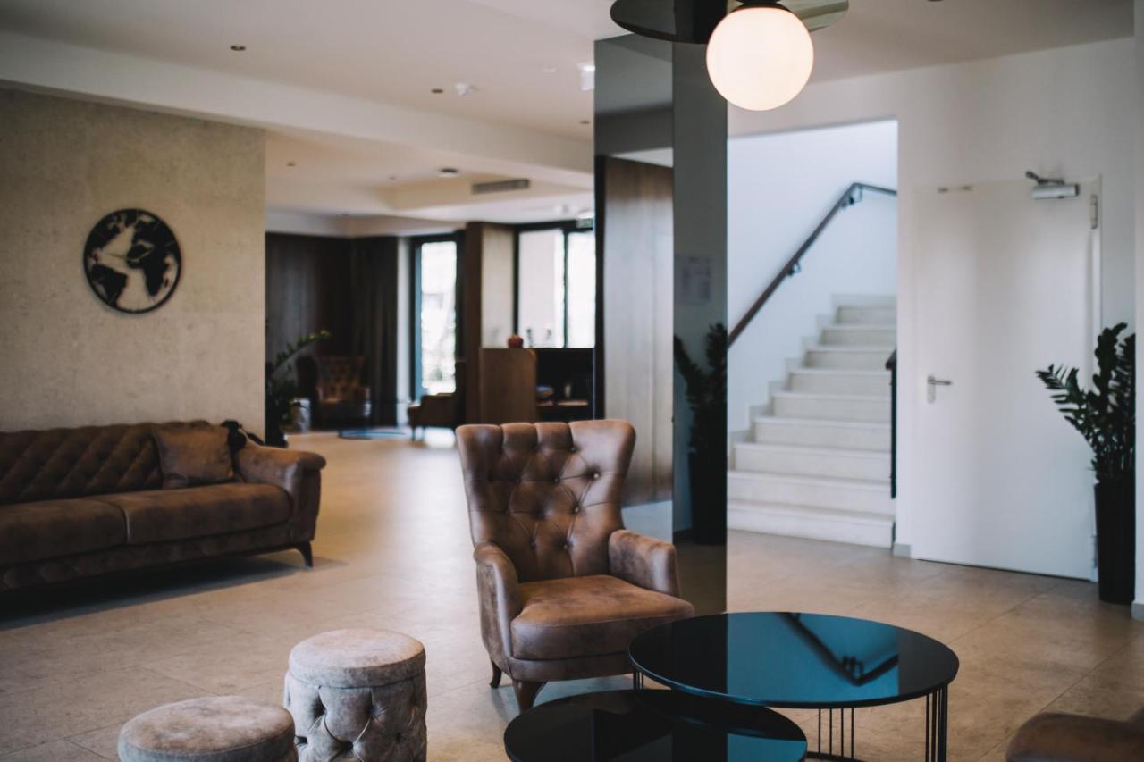 ספליט Hotel Batuda מראה חיצוני תמונה