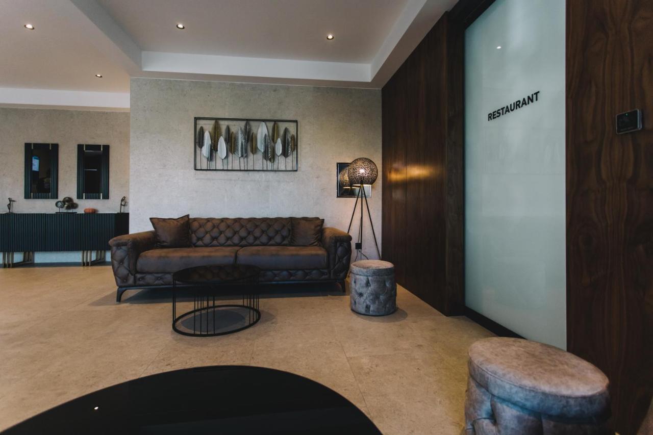 ספליט Hotel Batuda מראה חיצוני תמונה