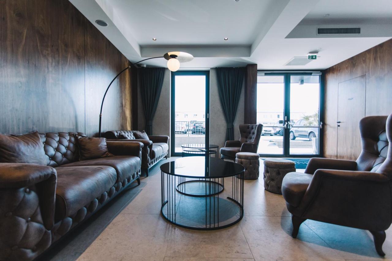 ספליט Hotel Batuda מראה חיצוני תמונה